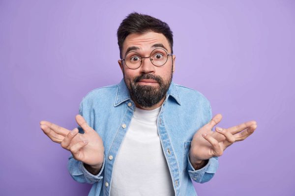 chico dudando si la parafina tiene contraindicaciones